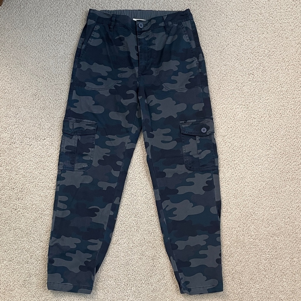 Sundance Women’s Camouflage Cargo Pants